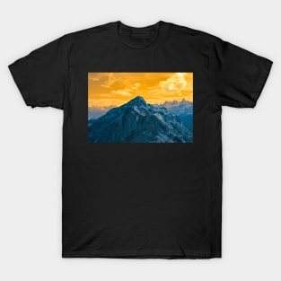 Mountain landscape Switzerland Yellow / Swiss Artwork Photography T-Shirt